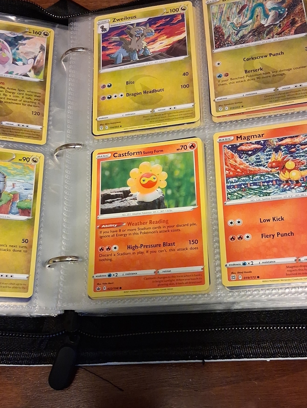 🌟185 Pokemon Cards, Collection Binder & Handbook